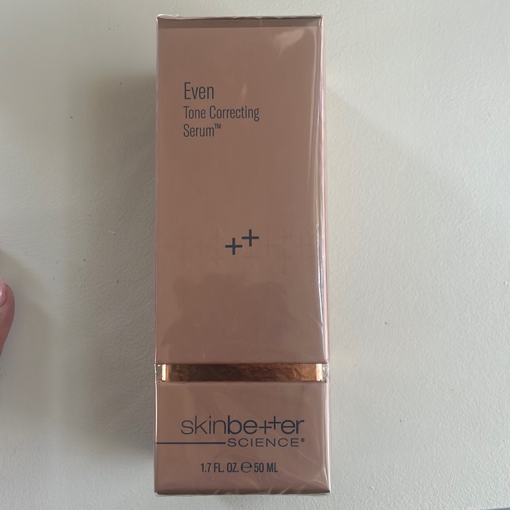 SKIN BETTER even tone correcting serum